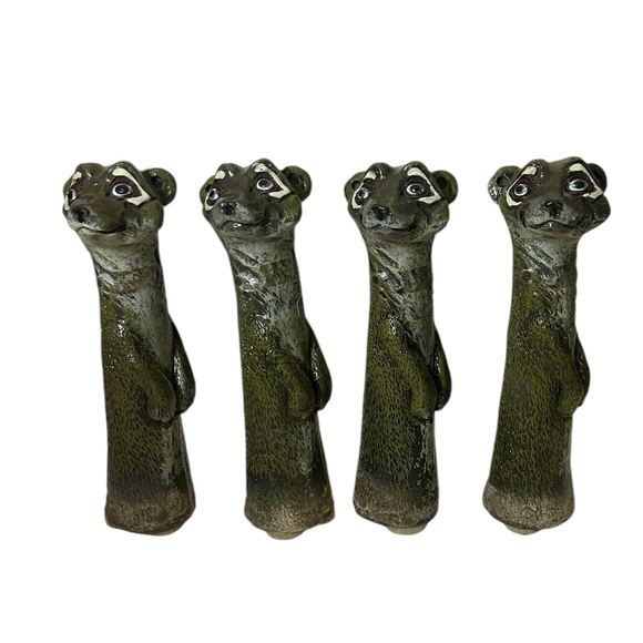 Set of 4 vintage standing meerkat ornaments. Resin, vintage, home garden decor. - Picture 3 of 12